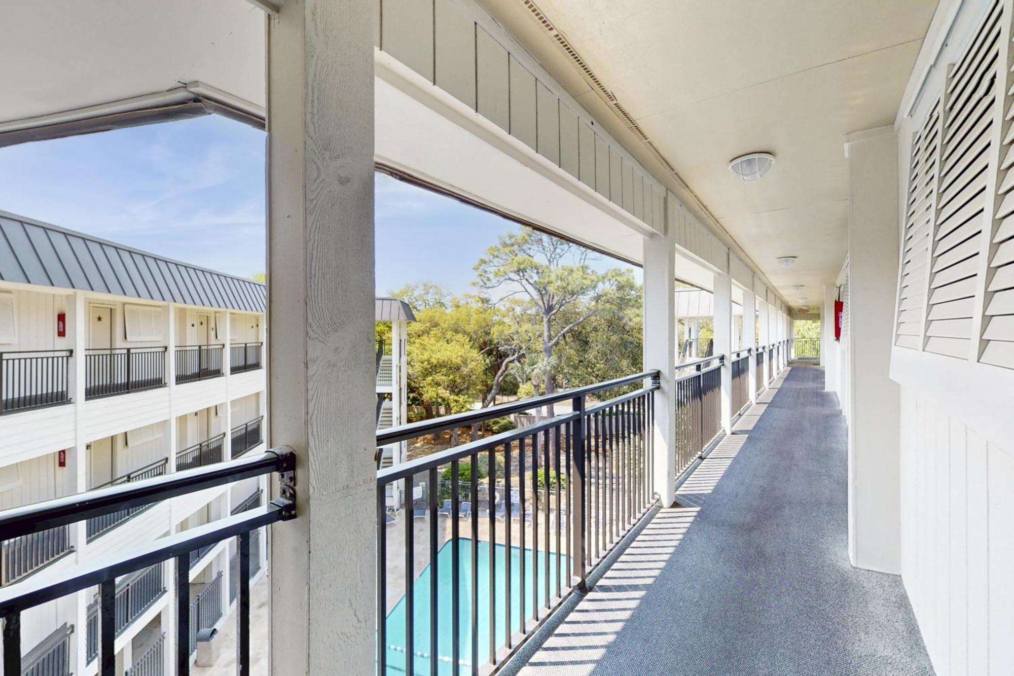 Sea Side Villas Hilton Head Island Exterior photo